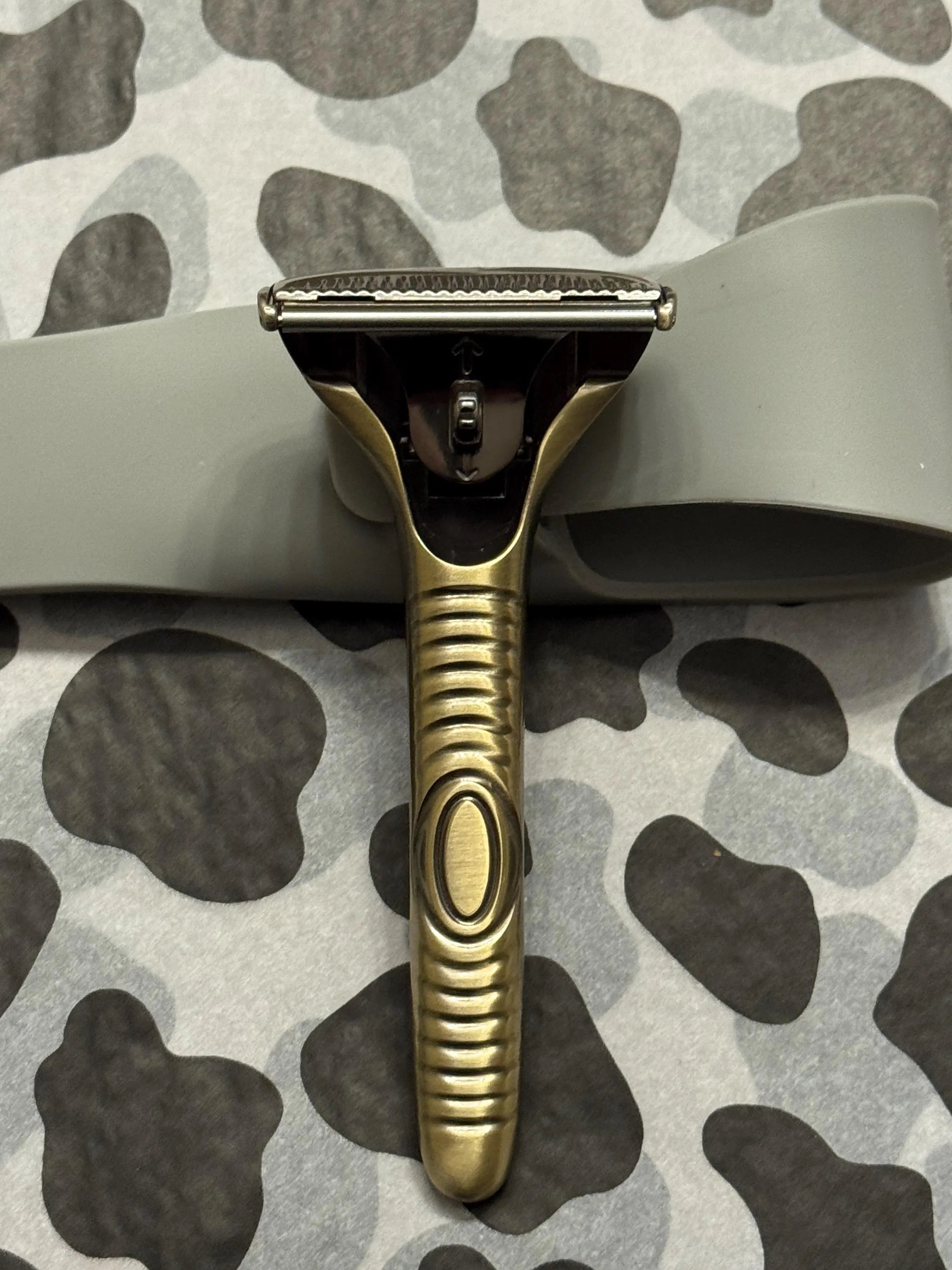 The Chisel Plow™ – Dual Head Artist Club Razor